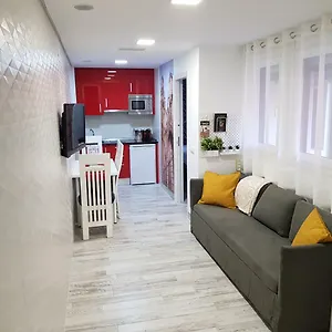 https://apartamentos-suenos-de-toledo.besthotelstoledo.com